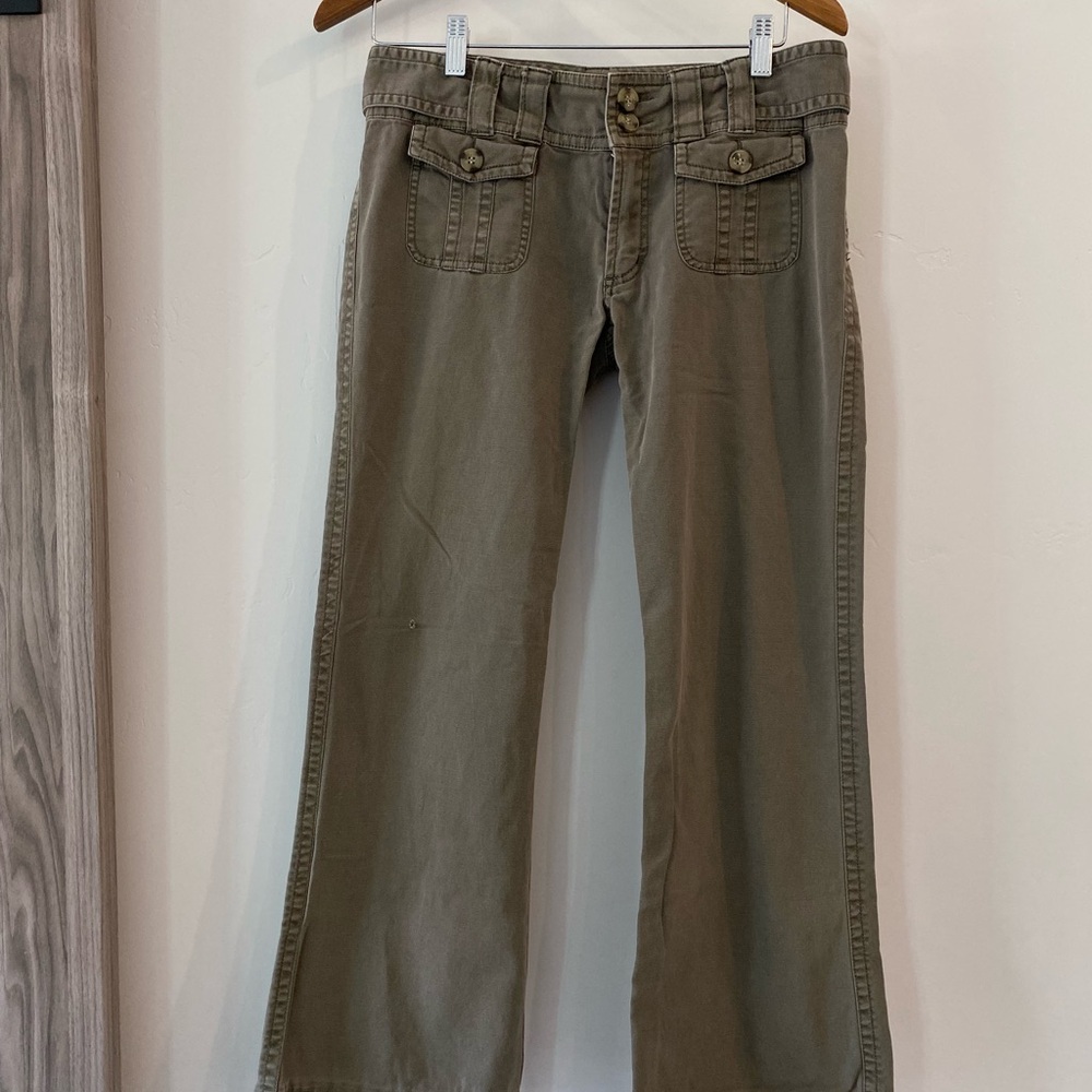 SUNDANCE Women's Boot Cut Cargo Pants